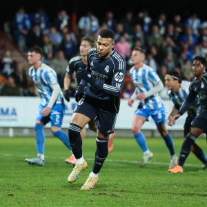 bob半岛体育-驰援球队！西班牙电视六台：姆巴佩已抵达机场将飞往吉达