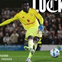 门将离队！曼联官宣奥纳纳离队，官方海报是其对阵格林斯比罚点图